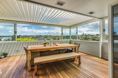 Photo of property in 1 Kowhai Road, Mairangi Bay, Auckland, 0630