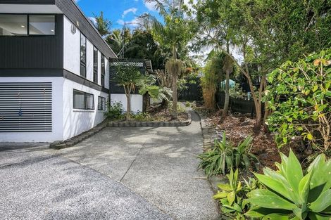 Photo of property in 29 Sandiacre Way, Browns Bay, Auckland, 0630