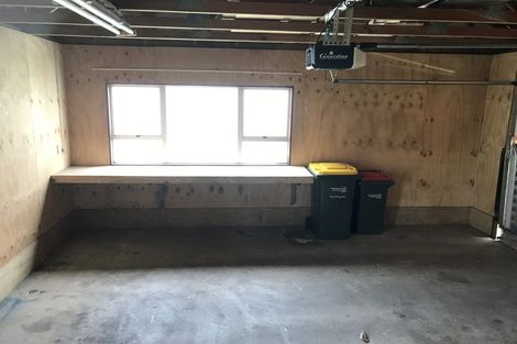 Photo of property in 14 Zenith Place, Conifer Grove, Takanini, 2112