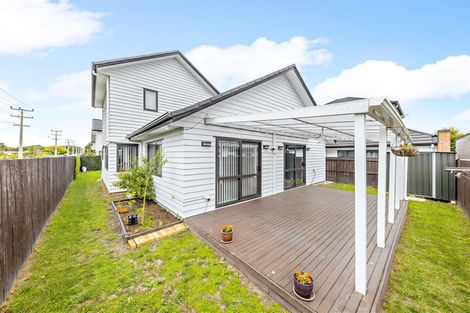 Photo of property in 51 Tarapiroe Avenue, Takanini, 2112