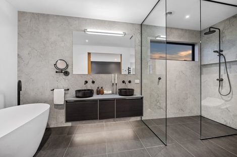 Photo of property in 9 Ridgelea Road, Long Bay, Albany, 0792