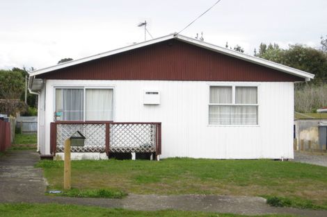 Photo of property in 7 Parris Street, Moturoa, New Plymouth, 4310