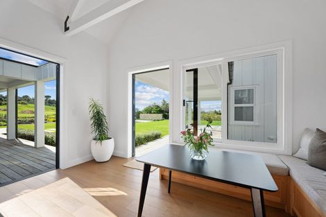 Photo of property in 438 Oaia Road, Muriwai, Waimauku, 0881