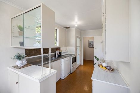 Photo of property in 22 Manapouri Place, Glenview, Hamilton, 3206