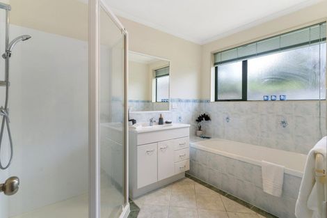 Photo of property in 3 Morewa Place, Takanini, 2112