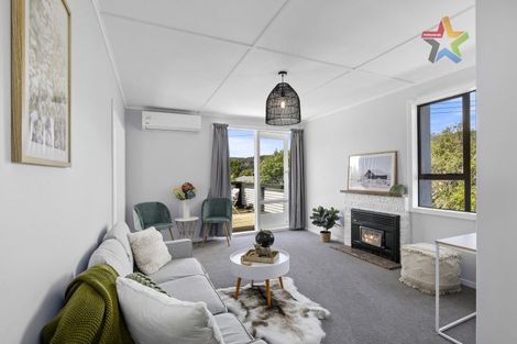 Photo of property in 40 Logie Street, Stokes Valley, Lower Hutt, 5019