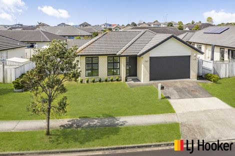 Photo of property in 3 Manene Street, Wattle Downs, Auckland, 2103