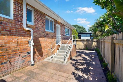 Photo of property in 1/454 Hibiscus Coast Highway, Orewa, 0931