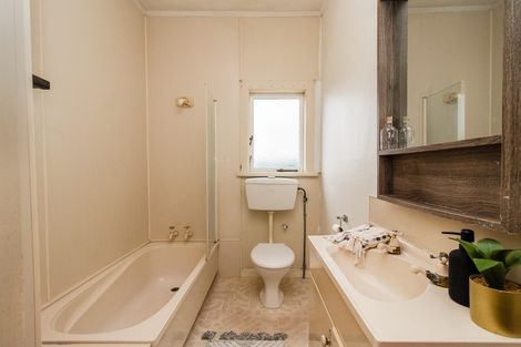 Photo of property in 287a Clayton Road, Pukehangi, Rotorua, 3015