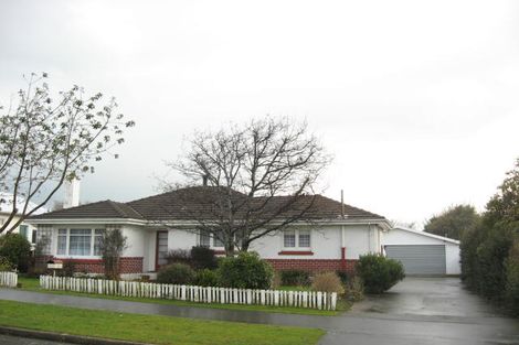 Photo of property in 32 Nichol Street, Heidelberg, Invercargill, 9812