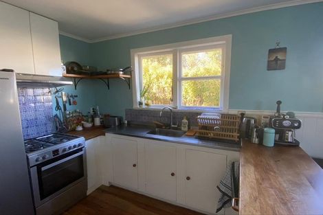 Photo of property in 19a Kekerenga Street, Strathmore Park, Wellington, 6022