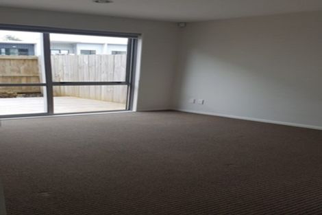 Photo of property in 32/5 Perekia Street, Albany, Auckland, 0632