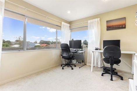 Photo of property in 62a Pah Road, Royal Oak, Auckland, 1023
