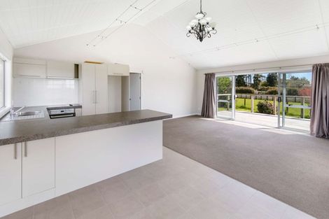 Photo of property in 20 Tariki Road South, Tariki, Stratford, 4390