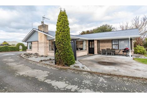 Photo of property in 40 East Belt, Rangiora, 7400