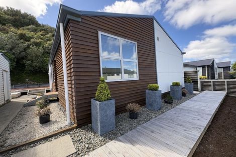 Photo of property in 6 Otonga Heights, Maungaraki, Lower Hutt, 5010