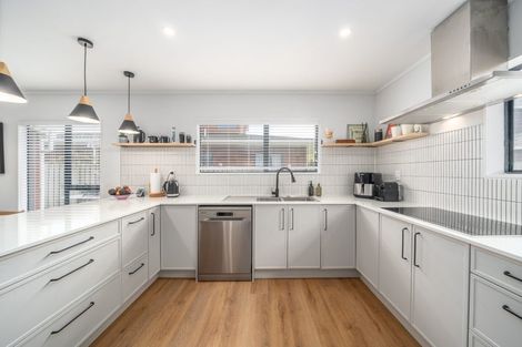 Photo of property in 8 Furlong Crescent, Churton Park, Wellington, 6037