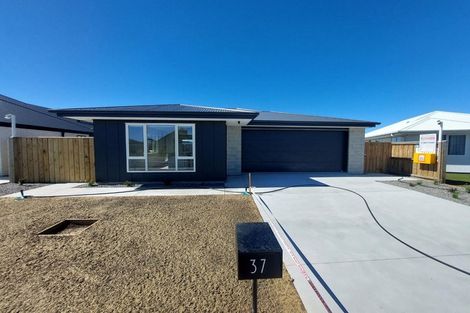 Photo of property in 37 Benn Street, Amberley, 7481
