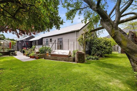 Photo of property in 42 Remarkables Crescent, Frankton, Queenstown, 9300