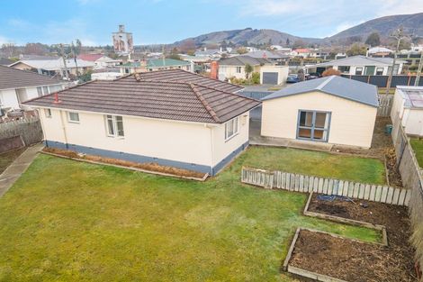 Photo of property in 6 Elizabeth Street, Waimate, 7924