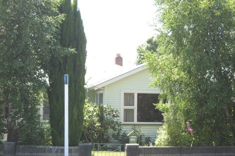 Photo of property in 122 Selwyn Street, Somerfield, Christchurch, 8024