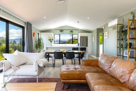 Photo of property in 19 Golf View Close, Fairhall, 7272