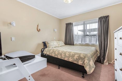 Photo of property in 21 Leyton Place, Nawton, Hamilton, 3200