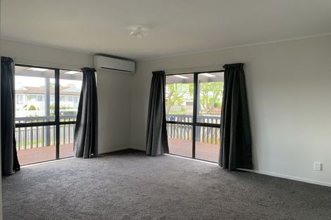 Photo of property in 5 Elisa Lane, Ranui, Auckland, 0612