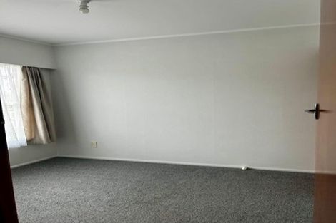 Photo of property in 1/32 Dale Crescent, Pakuranga, Auckland, 2010