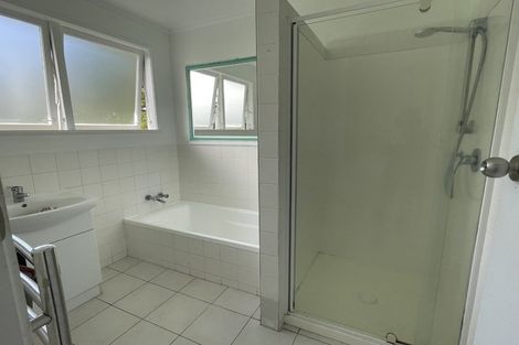 Photo of property in 30 Willoughby Avenue, Howick, Auckland, 2014