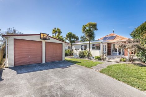 Photo of property in 1 Moheke Avenue, Roslyn, Palmerston North, 4414
