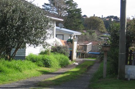 Photo of property in 2/121 Matipo Road, Te Atatu Peninsula, Auckland, 0610