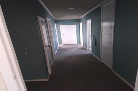 Photo of property in 8 Rotoiti Avenue, Pakuranga Heights, Auckland, 2010