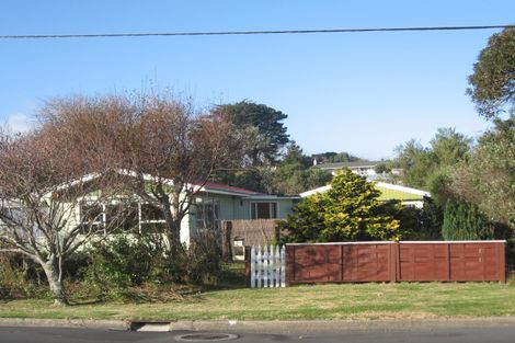 Photo of property in 46 Menin Road, Raumati South, Paraparaumu, 5032
