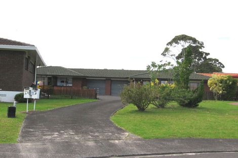 Photo of property in 1/6 Annette Avenue, Te Atatu South, Auckland, 0610