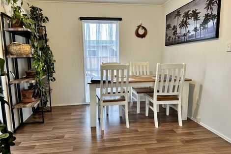 Photo of property in 2 Bryce Place, Kelvin Grove, Palmerston North, 4414