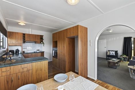 Photo of property in 25 Battiscombe Terrace, Waitara, 4320
