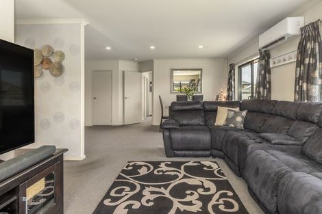 Photo of property in 65 Awatea Avenue, Paraparaumu, 5032