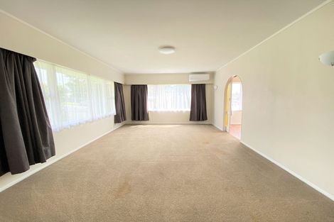 Photo of property in 2 Leewood Place, Pakuranga Heights, Auckland, 2010