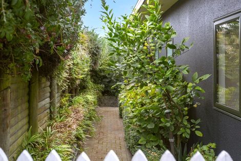 Photo of property in 2/73 Harvey Street, Waipahihi, Taupo, 3330