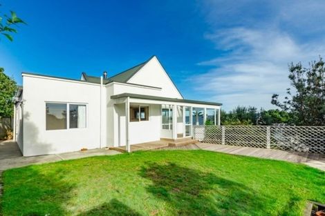 Photo of property in 18 Kohutuhutu Road, Raumati Beach, Paraparaumu, 5032