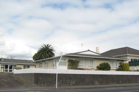 Photo of property in 2/159 Saint Aubyn, New Plymouth, 4310
