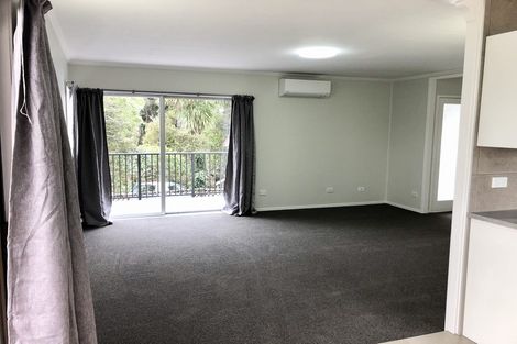 Photo of property in 1/7 Classic Grove, Bayview, Auckland, 0629