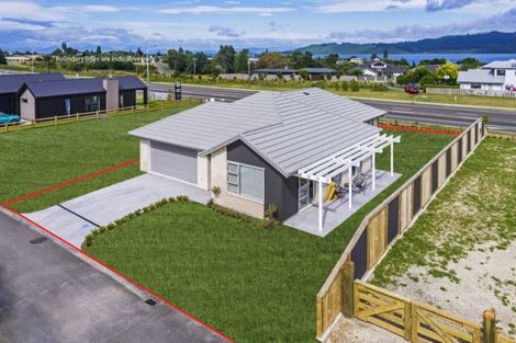 Photo of property in 15 Kara Place, Wharewaka, Taupo, 3330