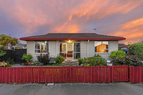 Photo of property in 4/22 Matlock Street, Woolston, Christchurch, 8062