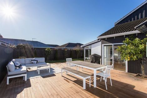 Photo of property in 10a Fovant Street, Russley, Christchurch, 8042