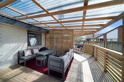 Photo of property in 10 Horlicks Place, Randwick Park, Auckland, 2105