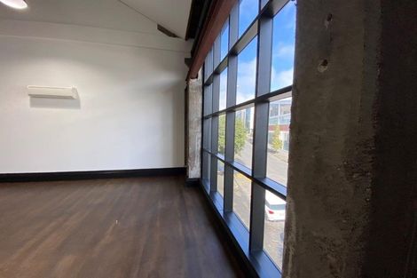 Photo of property in 1 Davy Street, Carterton, 5713