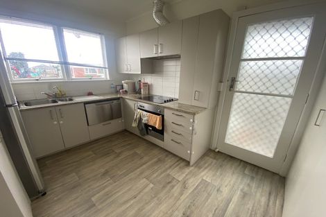 Photo of property in 42a Dale Crescent, Pakuranga, Auckland, 2010