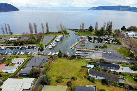 Photo of property in 44 Marina Terrace, Kinloch, Taupo, 3377